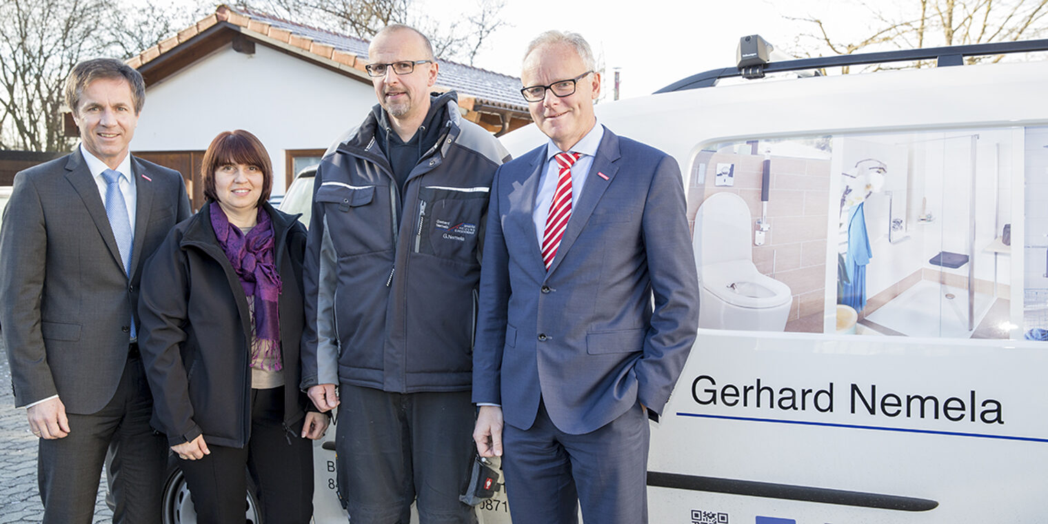 Hans Schmidt, Manuela Nemela, Gerhard Nemela und Dr. Frank Hüpers (v.li.n.re.). 