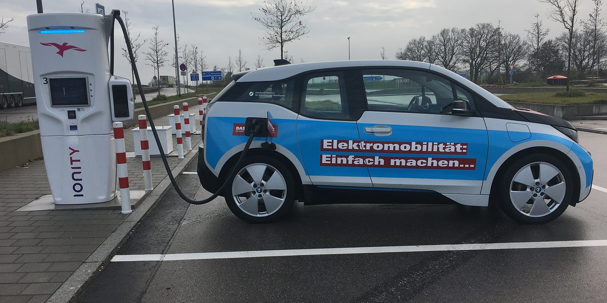 E-mob, Elektromobilität, Laden, Ladesäule, e-Auto, Christl, Umwelt, Klima