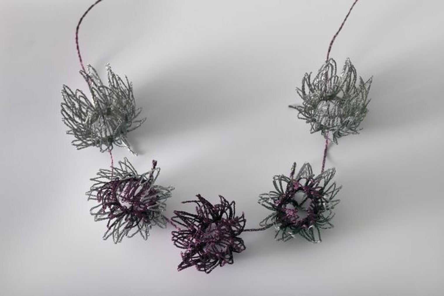 Galerie Handwerk, Ausstellung Nadelwerke 22