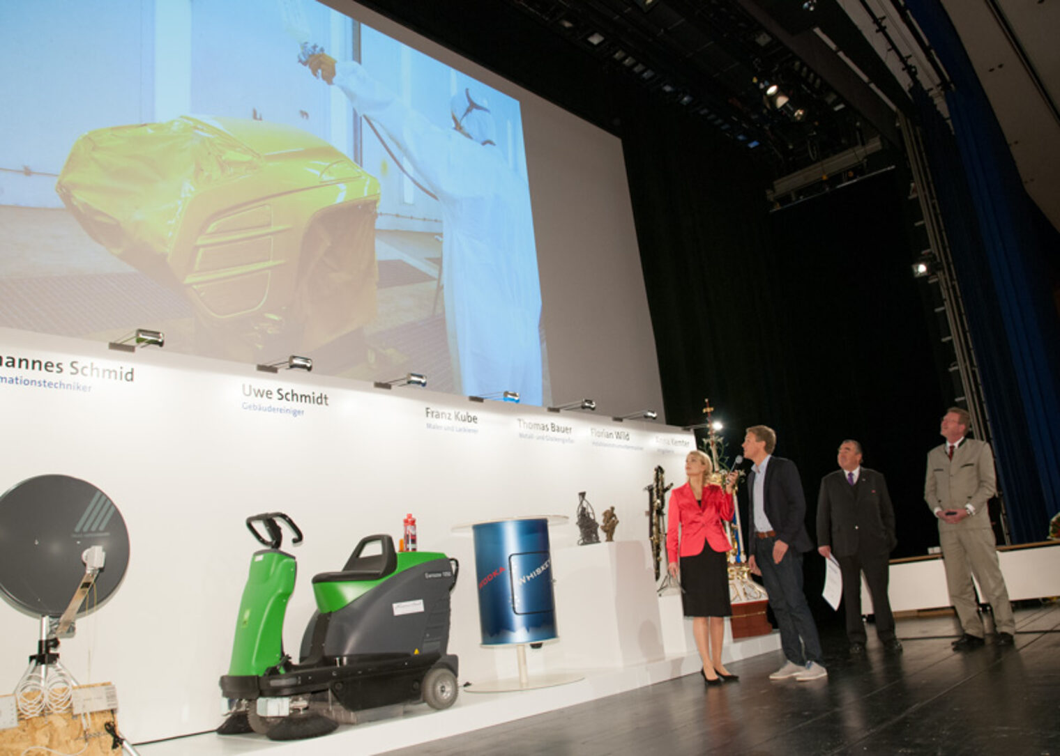 Die Jahresbestmeister auf der Meisterfeier 2012 der Handwerkskammer für München und Oberbayern.