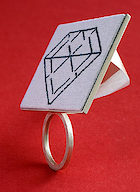 ¿Diamonds¿ Kristine Bo SonneDänemark/Denmark¿Diamonds¿Ring/ring, 2005Textil, Baumwolle, SilberSewing thread, cotton canvas, silver6 x 4 x 2,5 cm